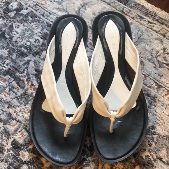 Nine West Shoes - Nine West white leather sandals